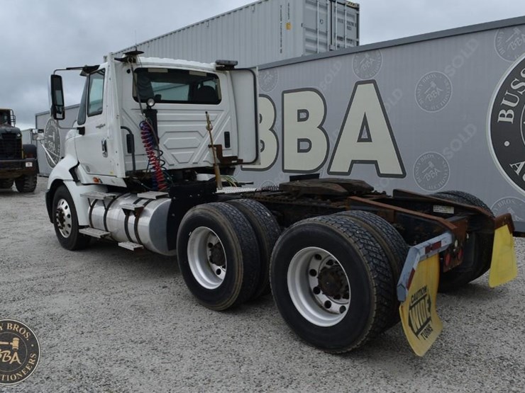 2014-international-prostar-image-7