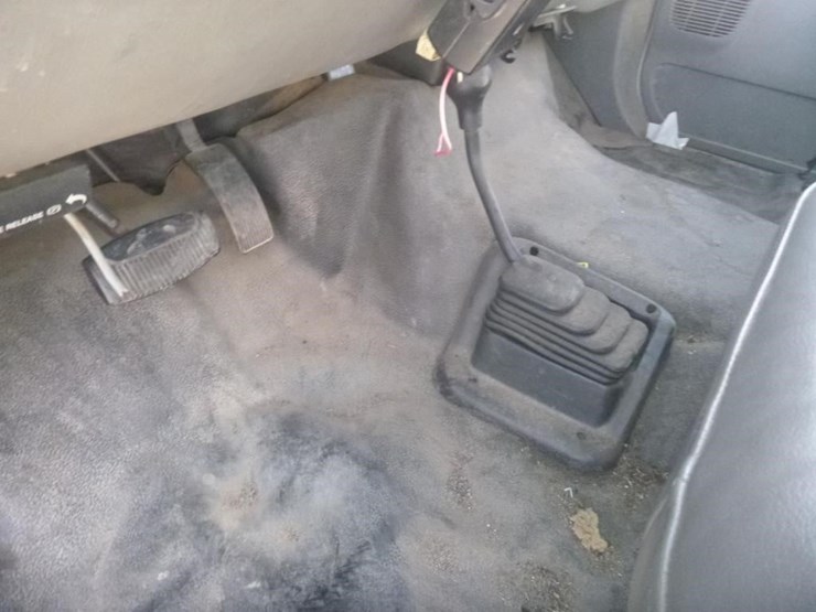 2006-ford-f350-image-11