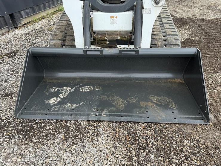 2012-bobcat-t630-image-9