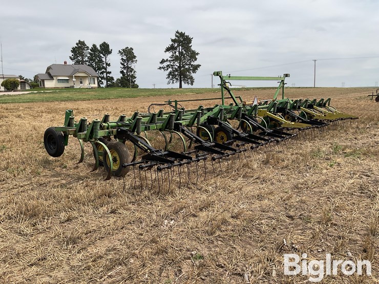 john-deere-1650-image-7