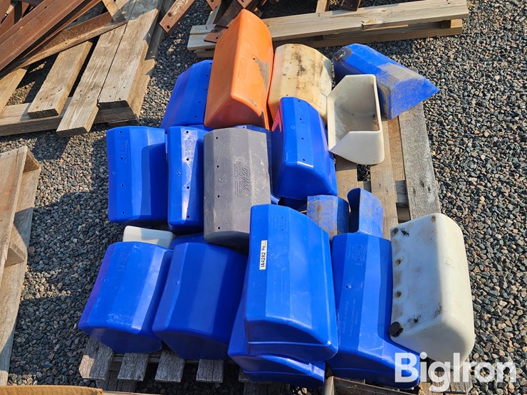 leg-buckets-image-4