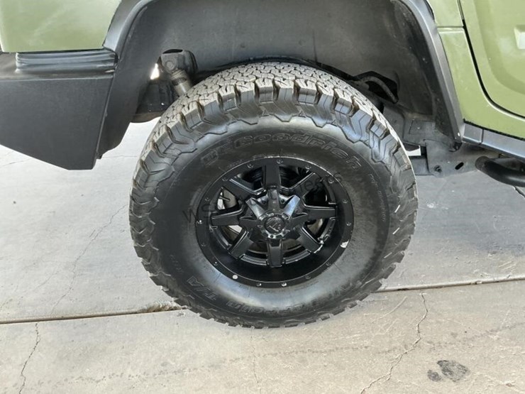 2005-hummer-h2-image-8