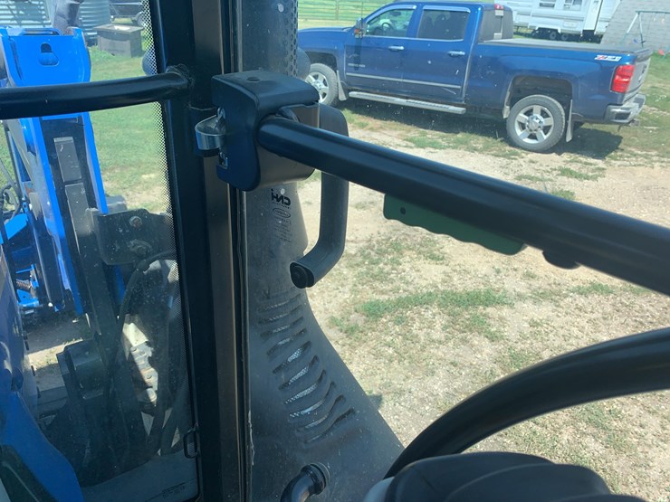 2017-new-holland-t5.120-image-26
