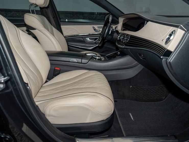 #103-•-2020-mercedes-benz-s560-sedan-image-51