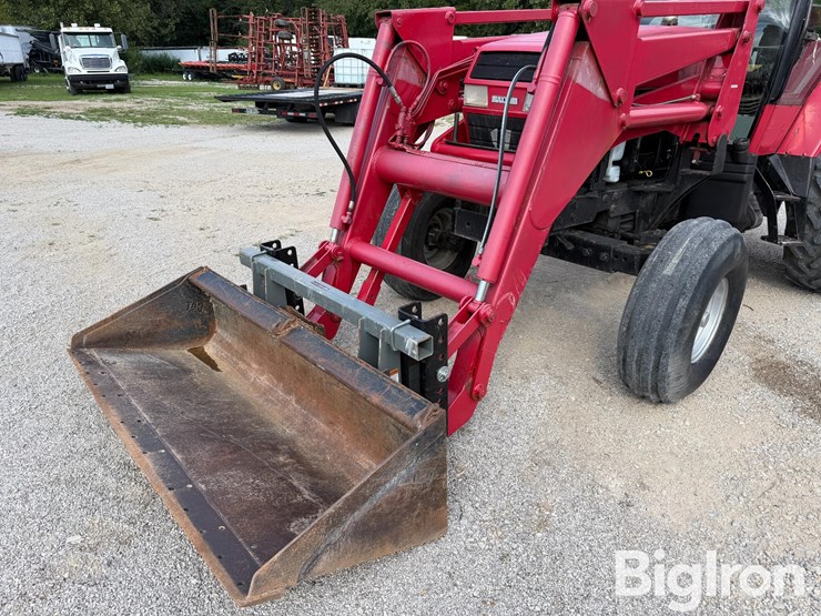 1991-case-ih-5140-image-12