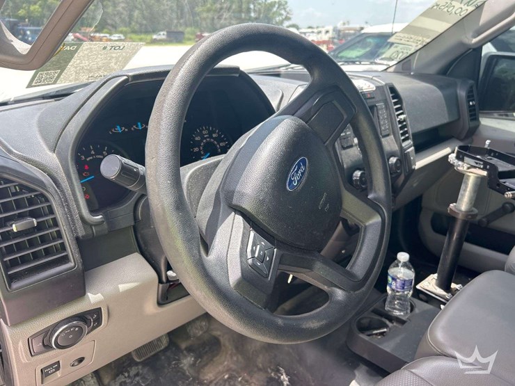 2017-ford-f150-image-11