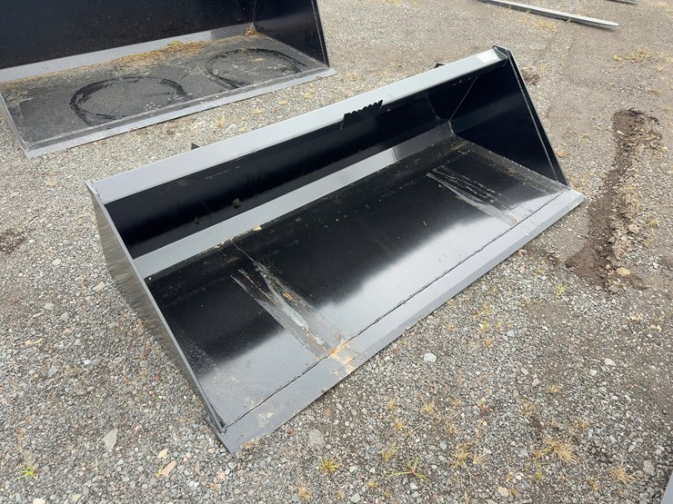 72"-gp-bucket-image-4