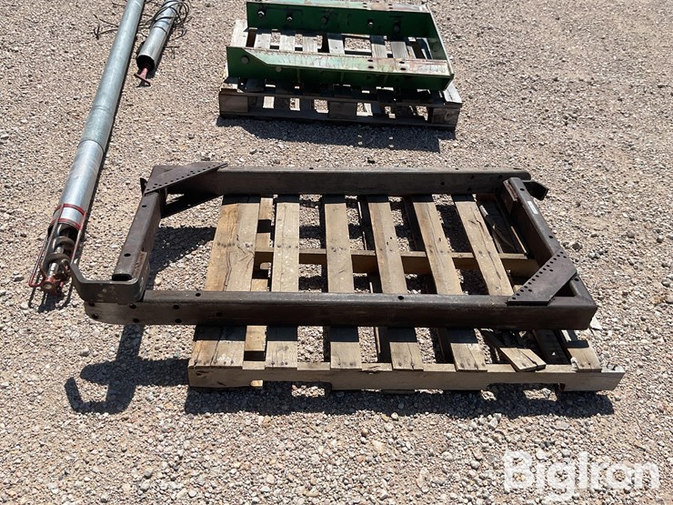 john-deere-158-image-4