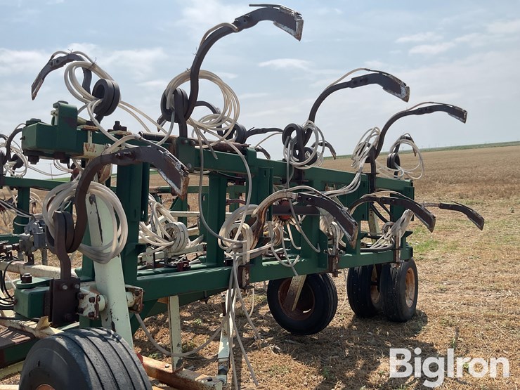 flex-king-anhydrous-ammonia-applicator-image-11