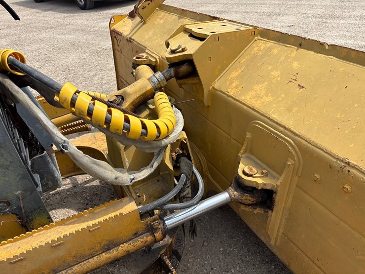 deere-450j-image-8