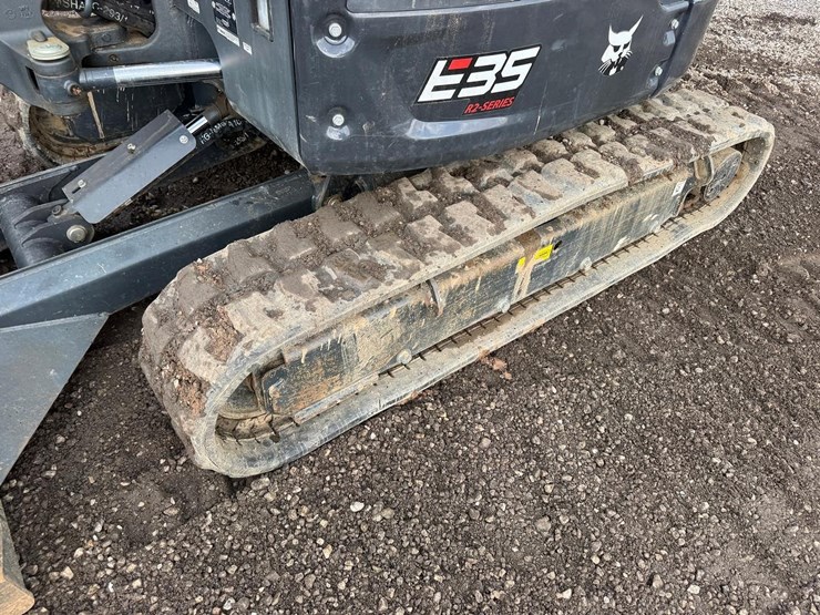 2023-bobcat-e35i-image-16