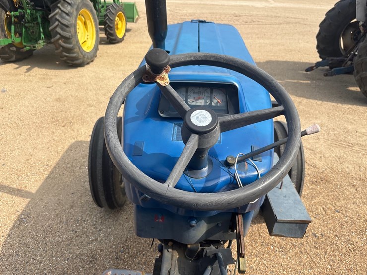 new-holland-3010-image-7