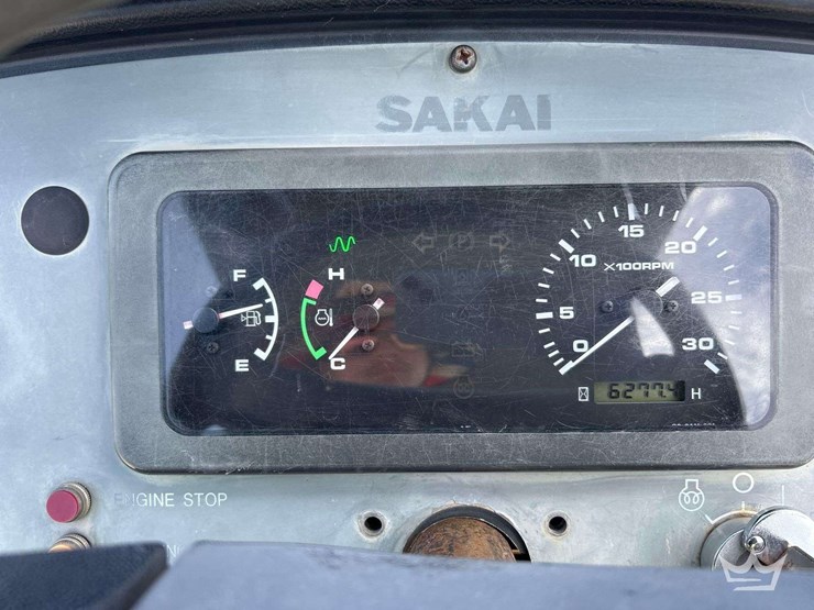 2014-sakai-sv540-vibratory-soil-compactor-image-17