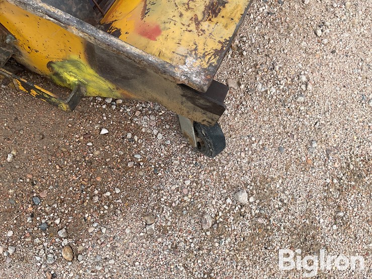 10”-hydraulic-swing-away-auger-image-18
