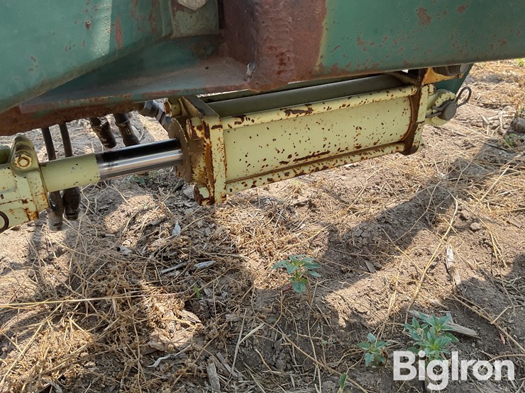 flex-king-anhydrous-ammonia-applicator-image-16