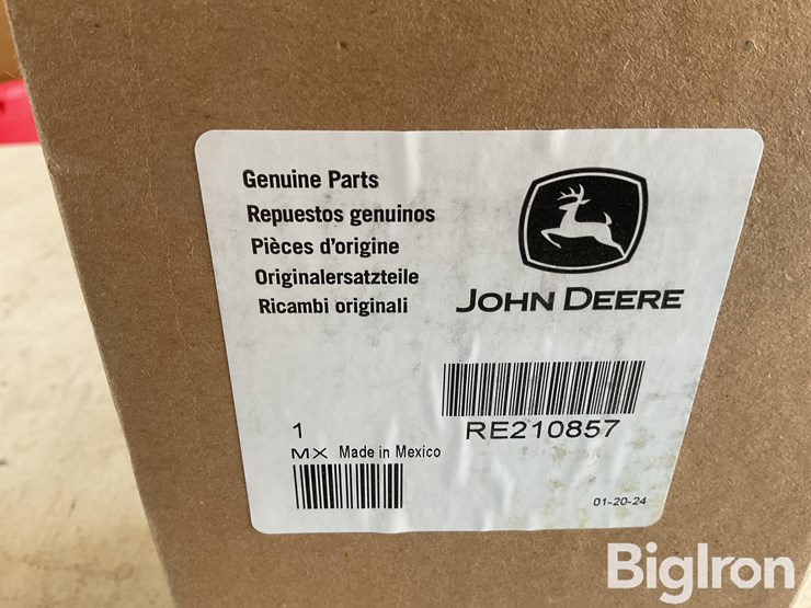 john-deere-8245r-image-12