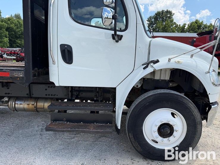 2016-freightliner-m2-t/a-6x4-flatbed-truck-image-15