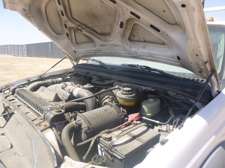 2005-ford-f450-image-30