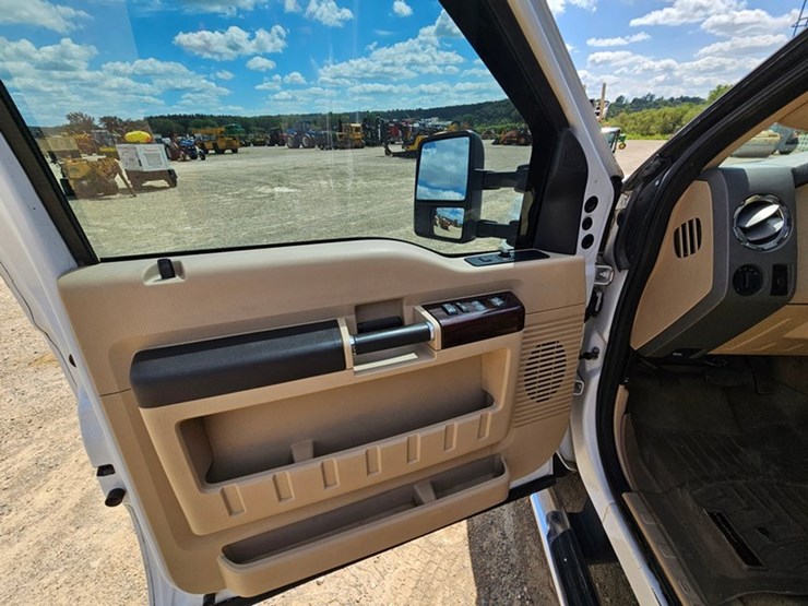 2008-ford-f350-image-17