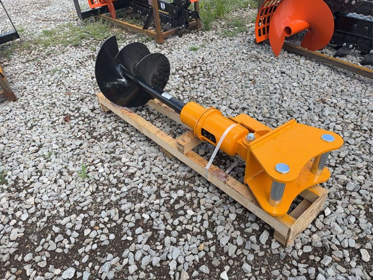 caterpillar-305-image-1