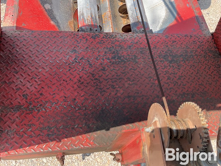 baasch-&-sons-drive-over-auger-image-14