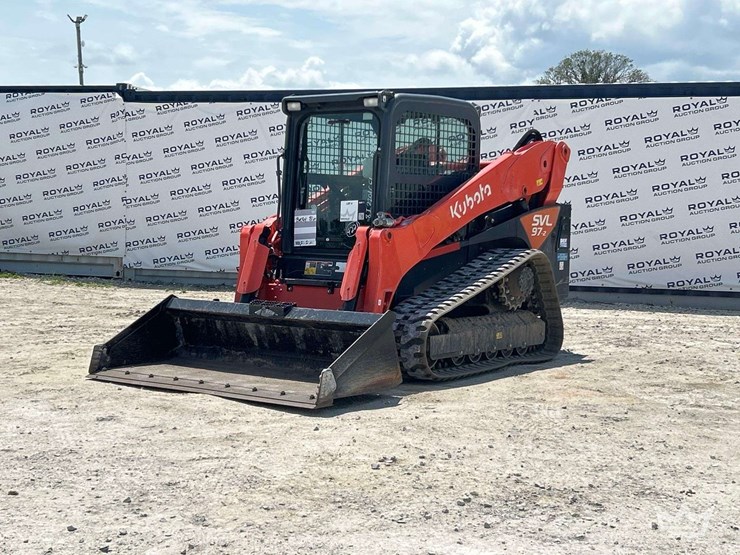 2021-kubota-svl97-2-image-1