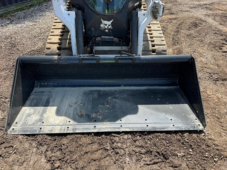 2020-bobcat-t66-image-10