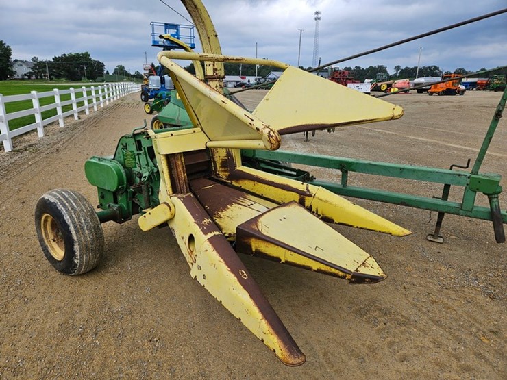 john-deere-3800-image-19