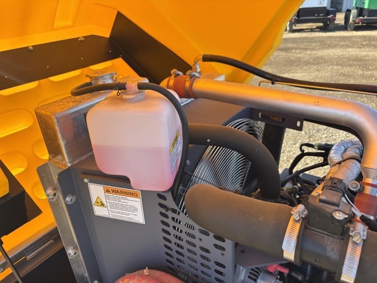 2023-atlas-copco-xas188-image-37