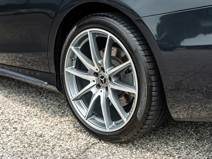 #103-•-2020-mercedes-benz-s560-sedan-image-39