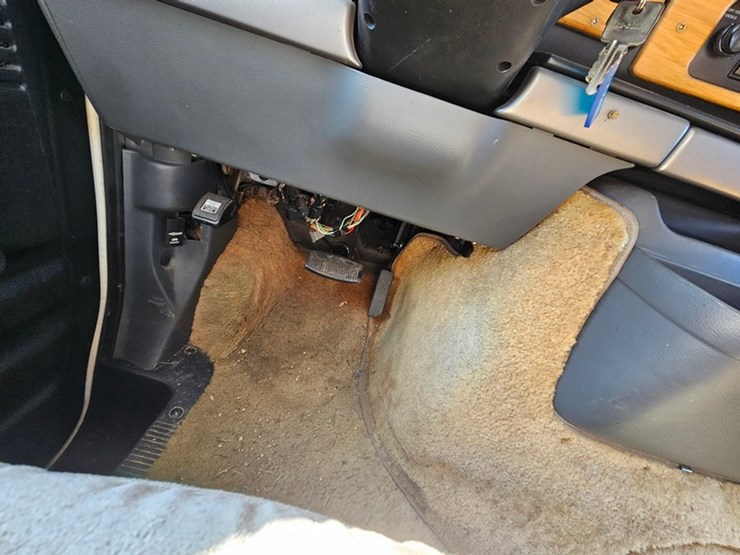 1994-ford-e350-image-25