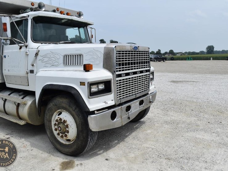 1986-ford-ltl9000-image-99