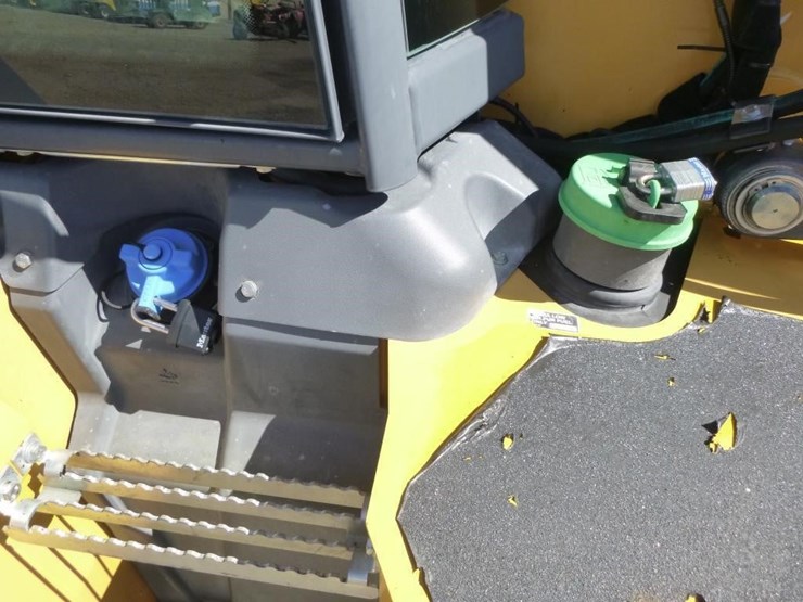 2020-deere-410sg-image-14