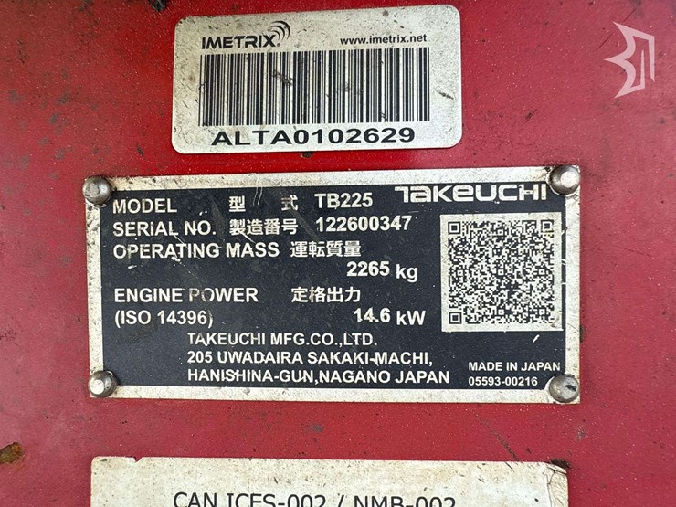 2022-takeuchi-tb225-image-5