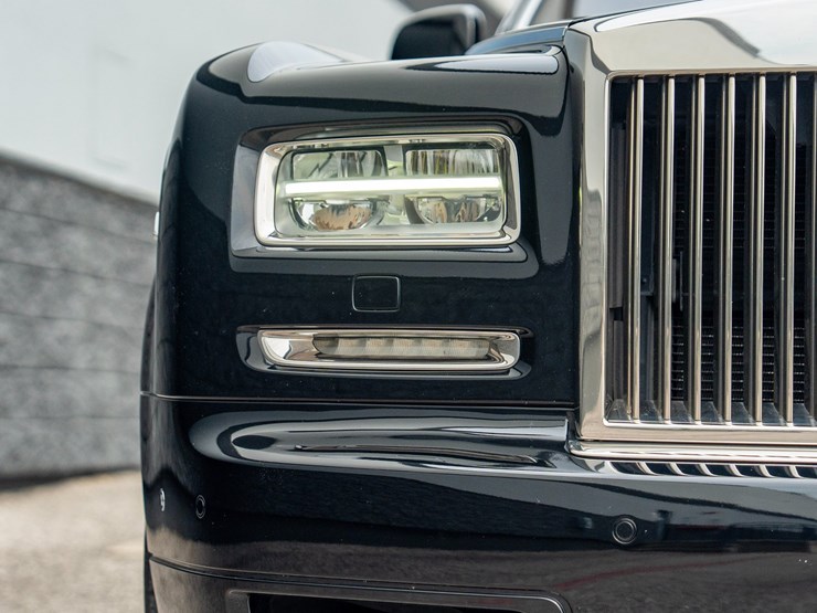 #110-•-2014-rolls-royce-phantom-sedan-image-20