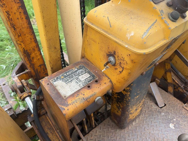 harlo-lift-master-2-62–g-forklift-image-20