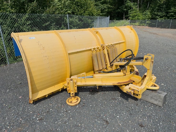 12'-power-angle-snowplow-image-2