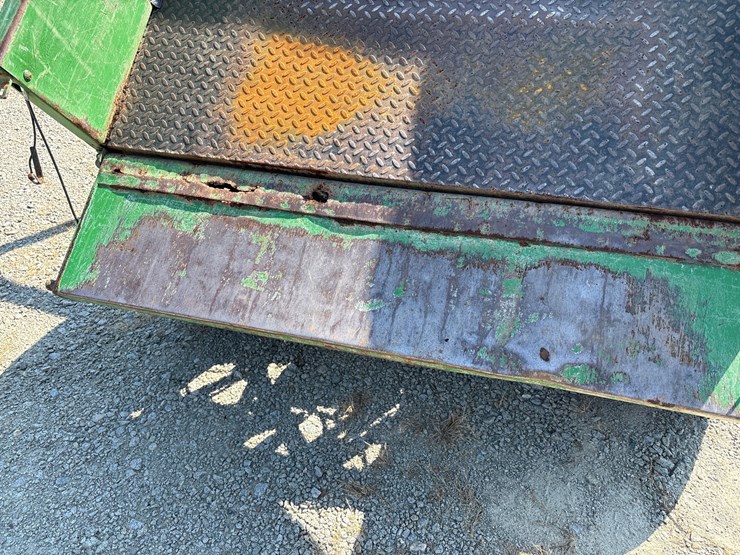 #1035-•-used-2005-john-deere-2030-progator-diesel-image-11
