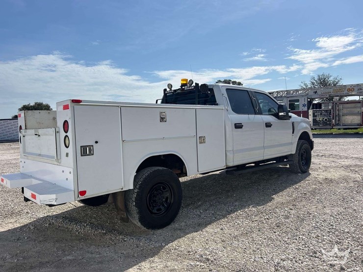 2019-ford-f350-image-3