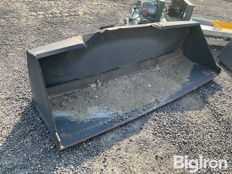 skid-steer-bucket-image-3