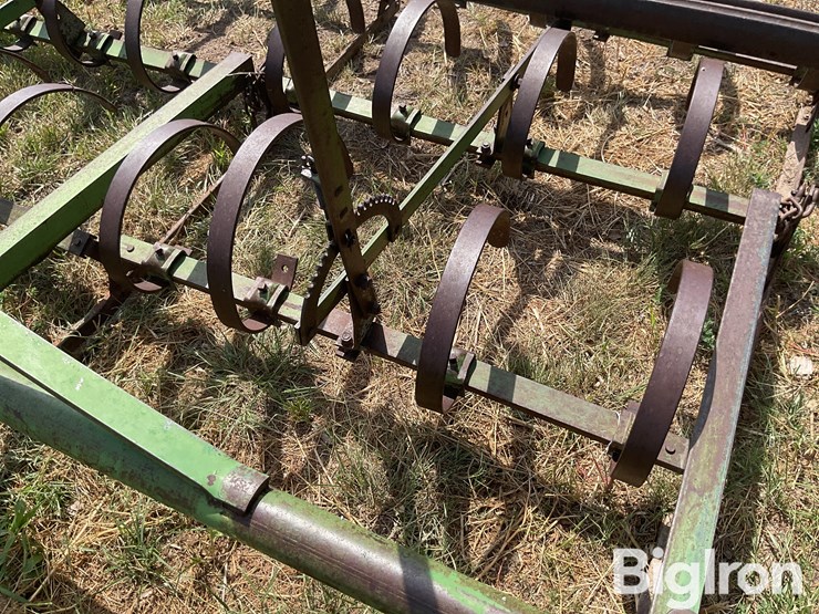 john-deere-3-pt-3-bar-spring-tooth-image-11
