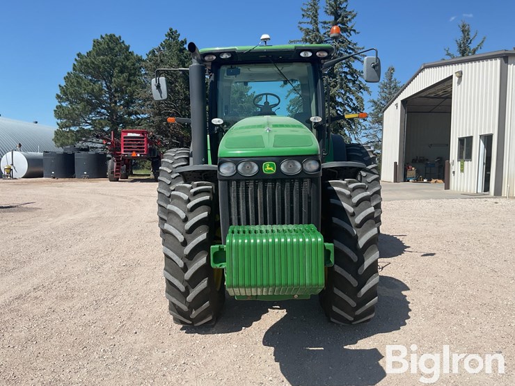 2010-john-deere-8245r-image-2