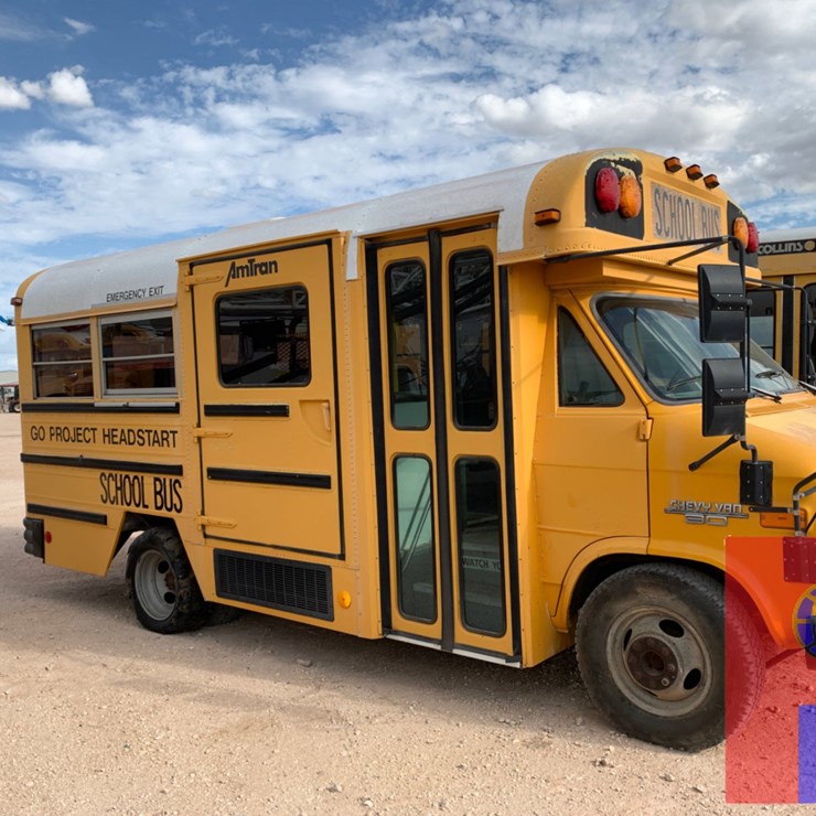 1996 CHEVROLET CHEVY VAN HANDICAP BUS