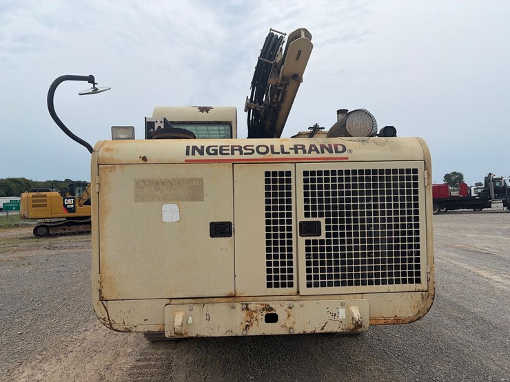 ingersoll-rand-ecm670-image-7