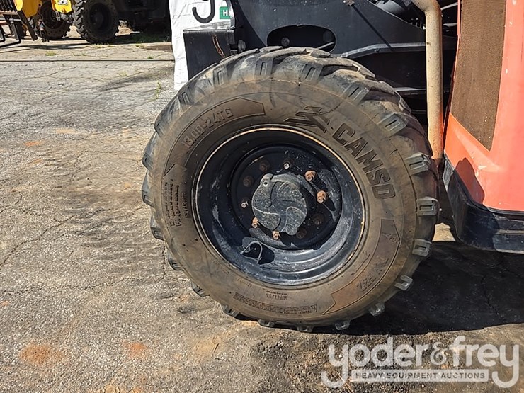2015-jlg-g6-42a-image-11