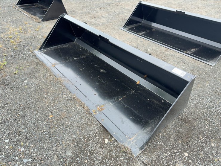 84"-gp-bucket-image-1