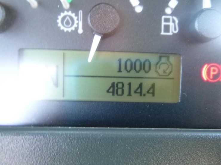 2020-deere-410sg-image-40