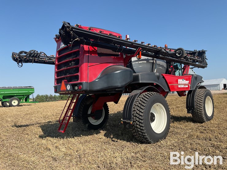 2018-miller-6300-nitro-self-propelled-sprayer-image-5