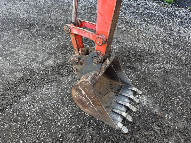 kubota-kx121-3-image-10