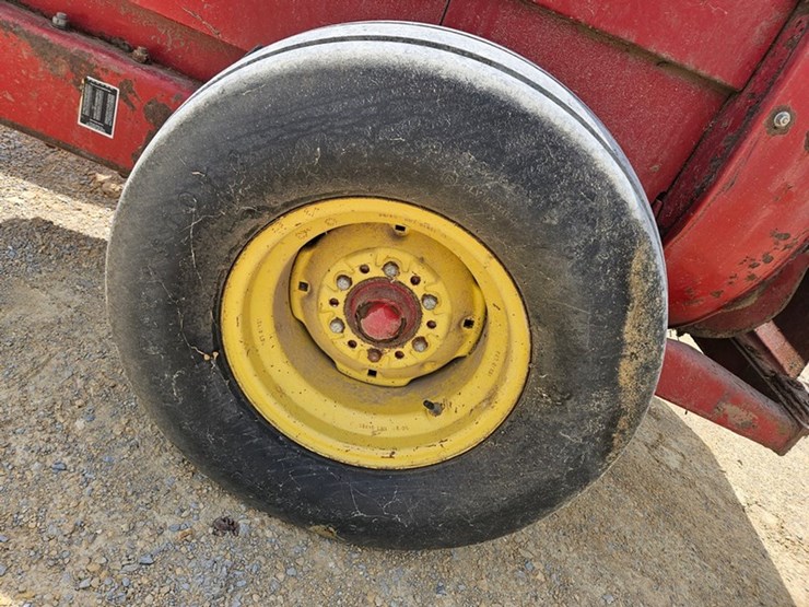 new-holland-900-image-31